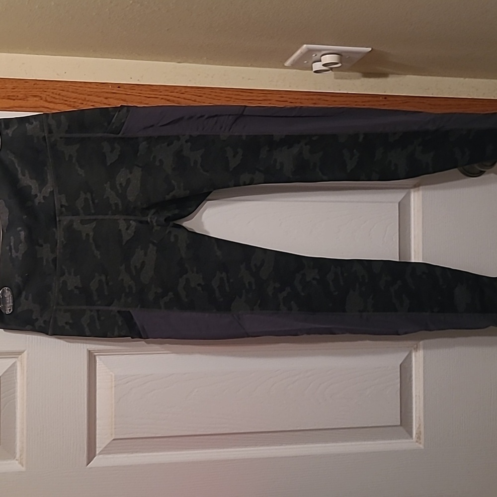 Fabletics Powerhold Leggings